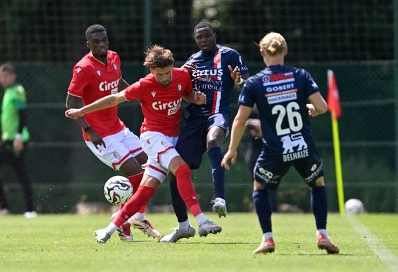 Nhận định soi kèo La Louviere vs Standard Liege lúc 01h45 ngày 27/7/2025